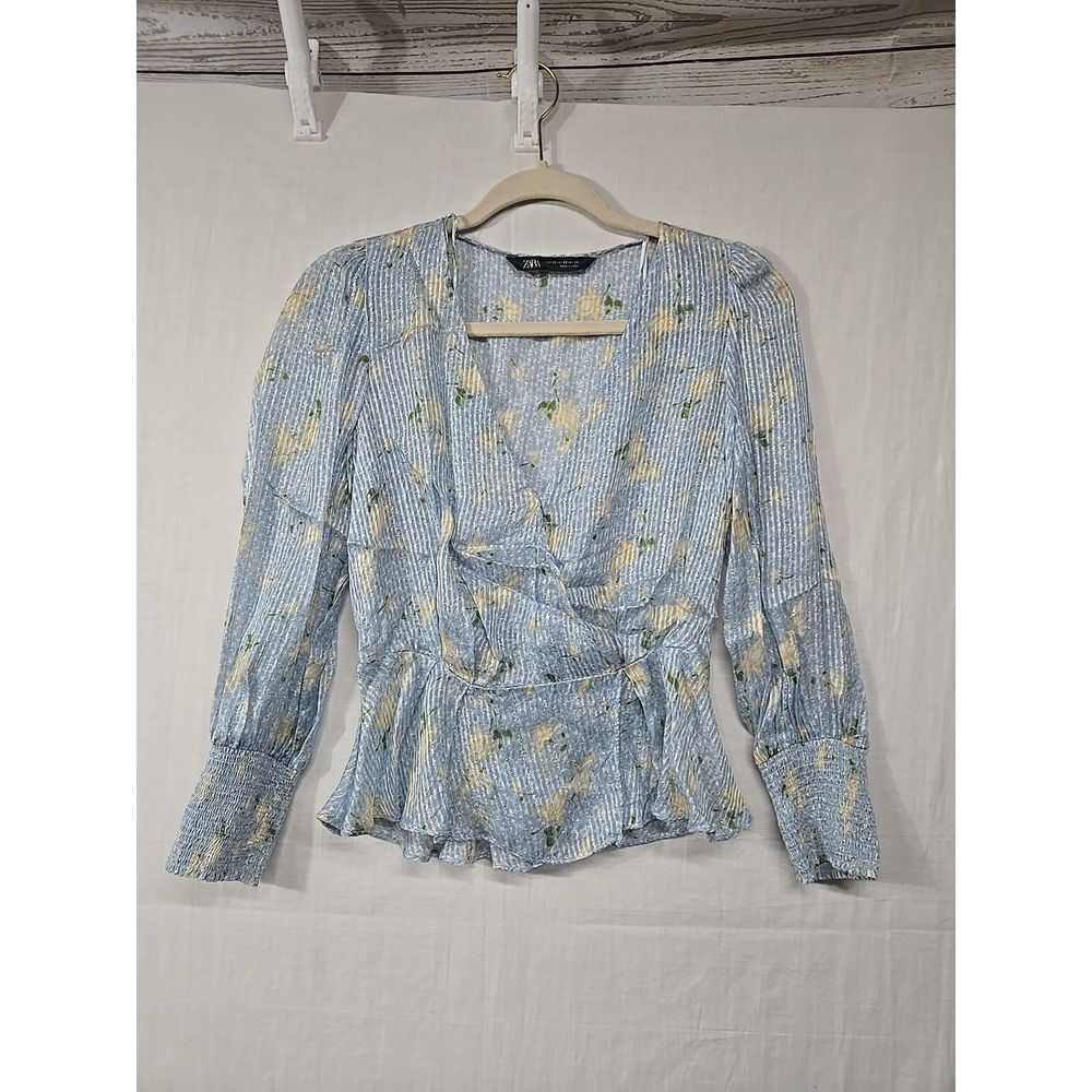 ZARA Blue Sheer Floral‎ Surplice Neck Blouse Smocked Cuff Ruffle Hem Size XS